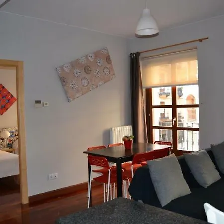 Dos Torres Retiro Urbano En Alfonso I Saragozza